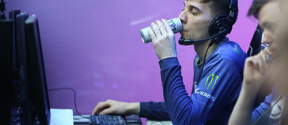 arteezy dota 2